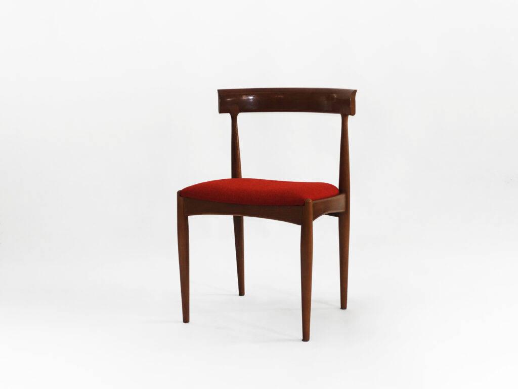 alt="ダイニングチェア張替え"