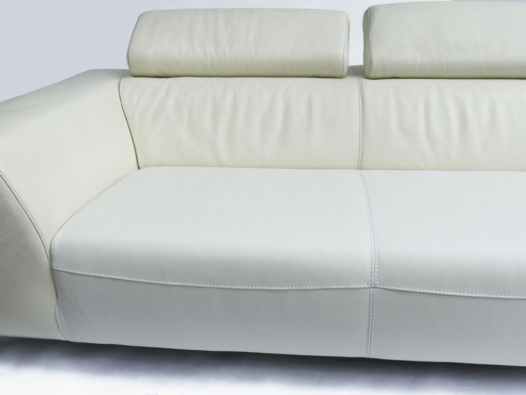 alt="ソファ座面張替え"