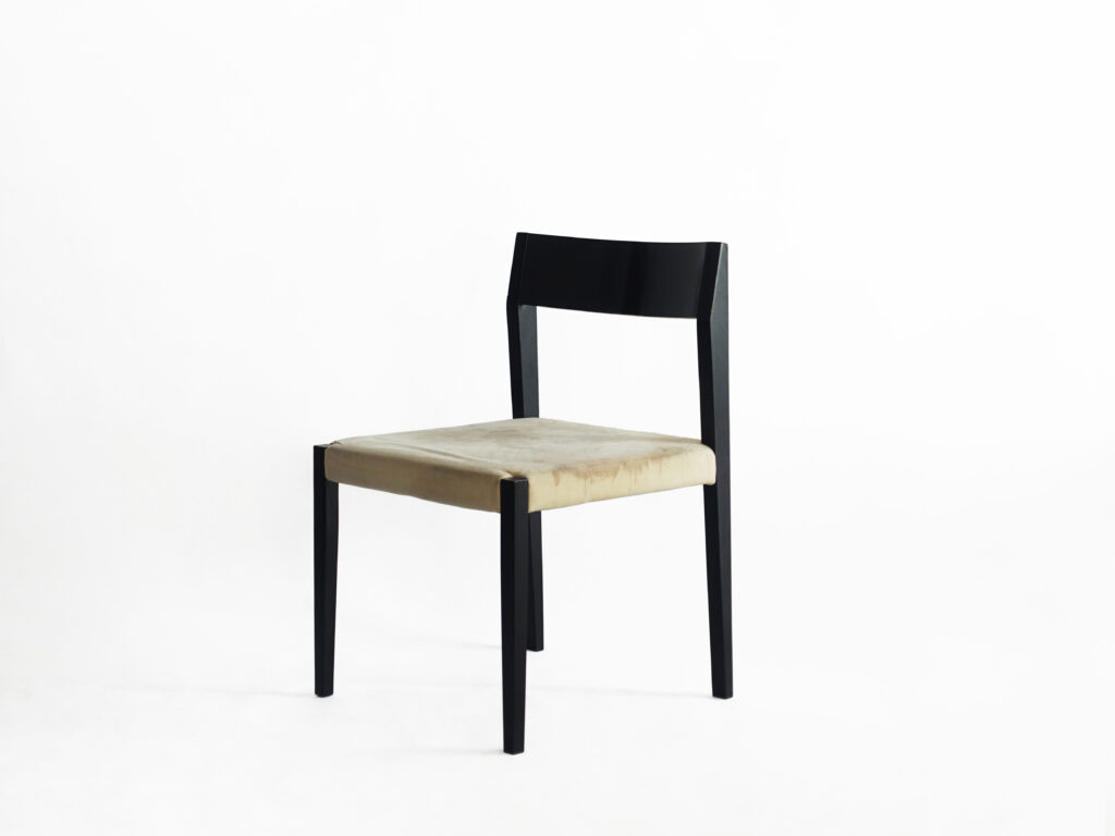 alt="ダイニングチェア張替え"