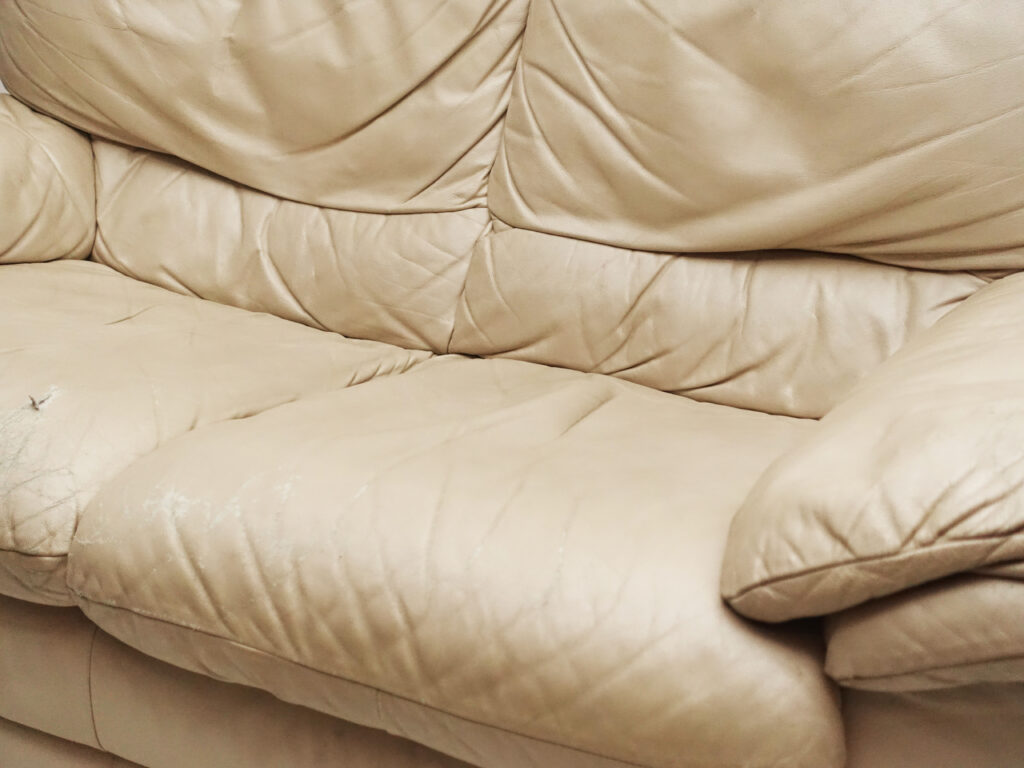 alt="ソファ張替え"