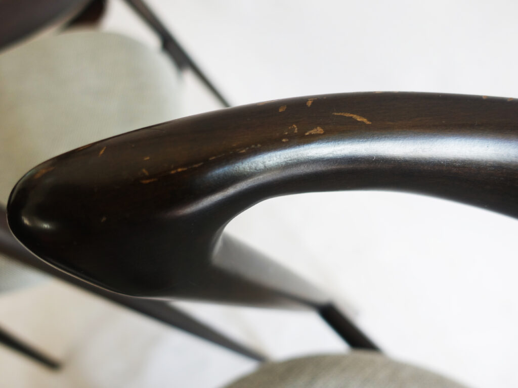 alt="アームチェア・小椅子張替え・塗装"