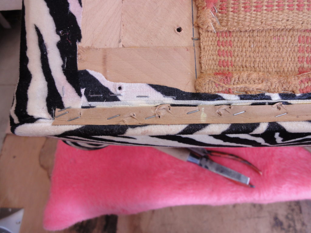 alt="1pソファの張替え"