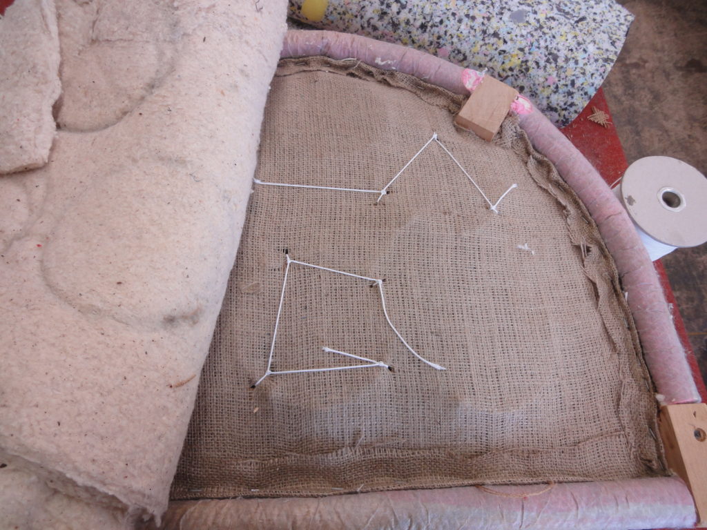 alt="1pソファの張替え"