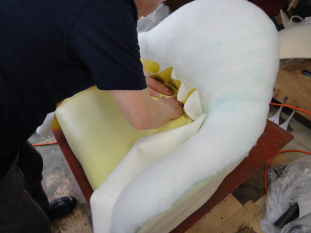 alt="1pソファの張替え"