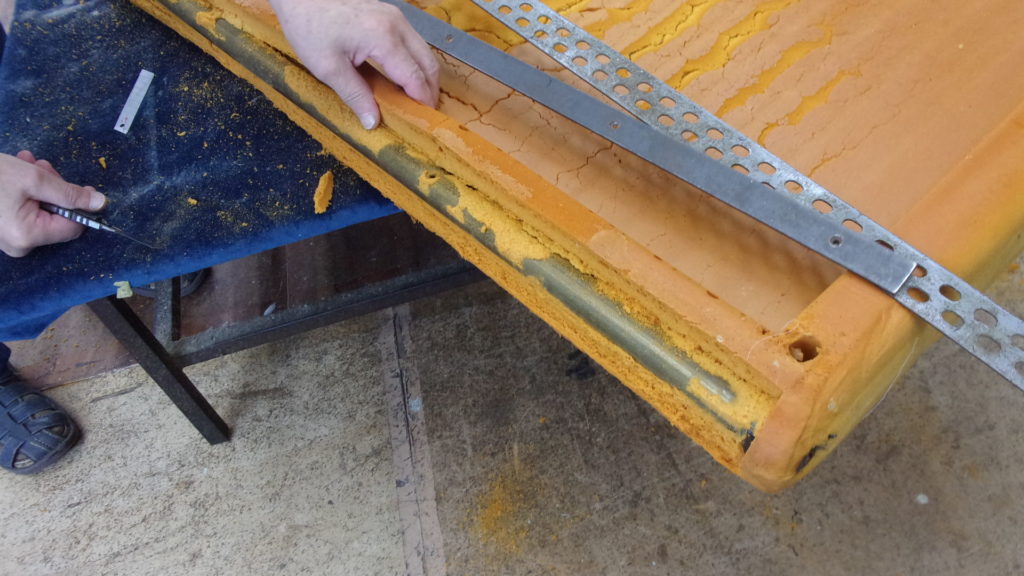 alt="Cassina（カッシーナ）のMARALUNGA（マラルンガ）ソファの張替え"