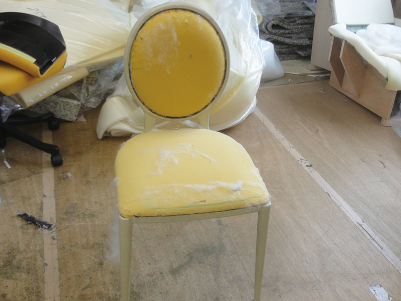 alt="西織の椅子張替え"