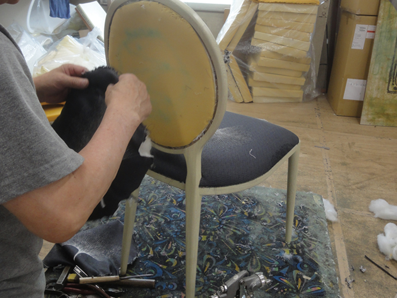 alt="西織の椅子張替え"