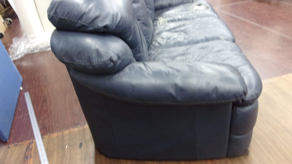 alt="ソファの張替え"