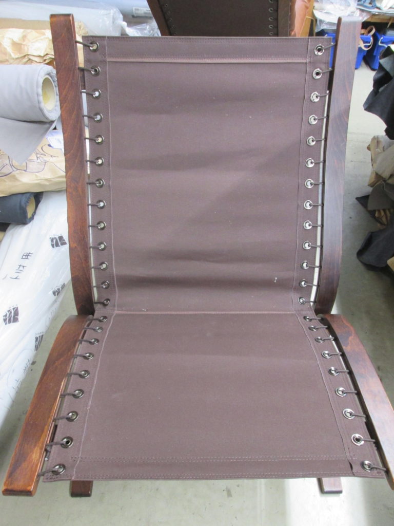 alt="パーソナルチェア椅子の張替え"