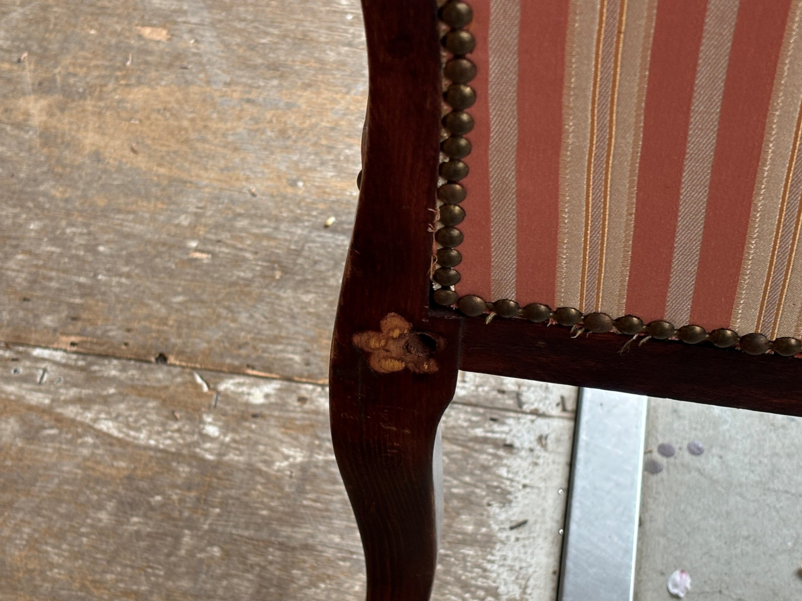 alt="カウチソファ張替え"