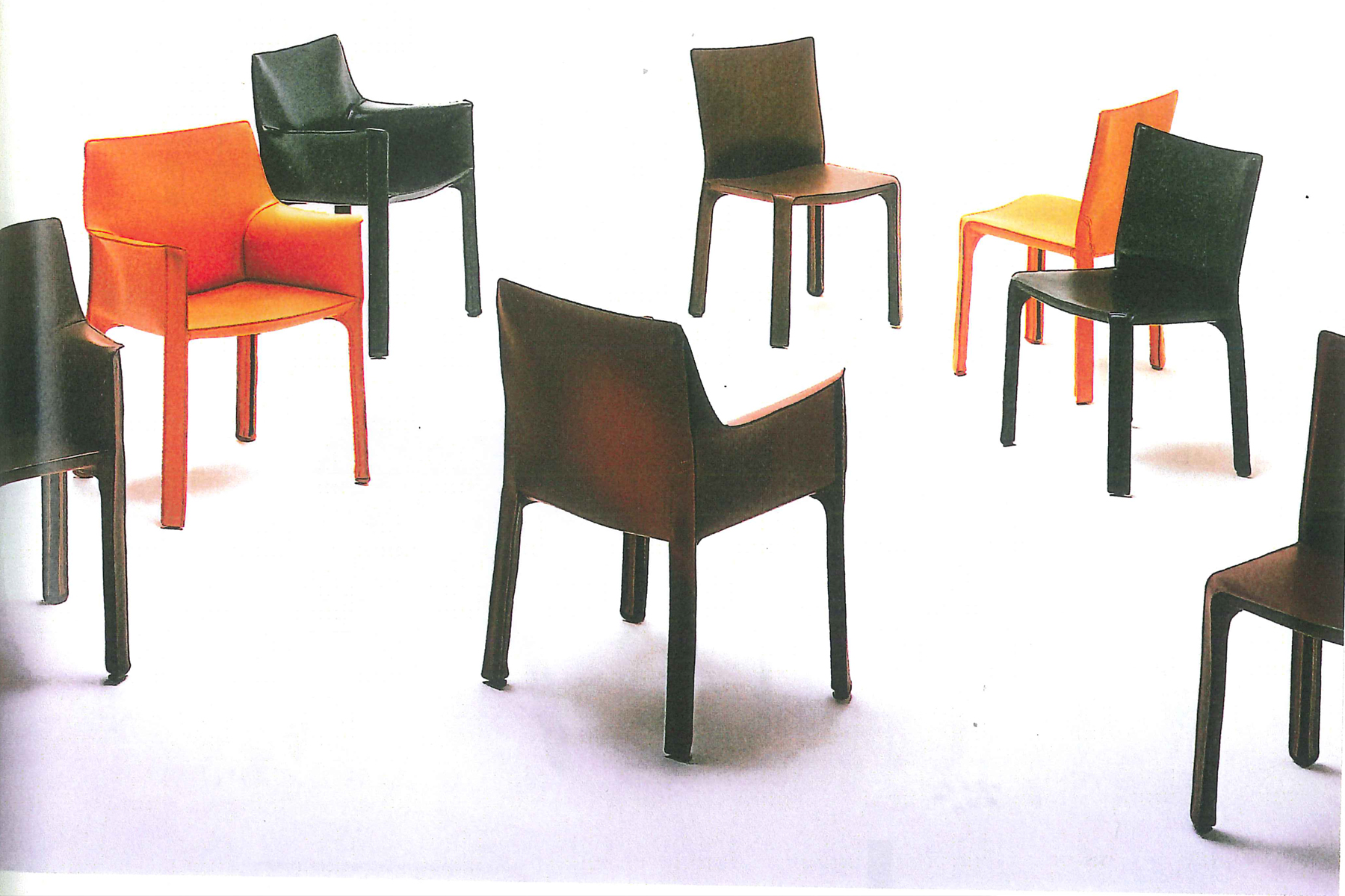 alt="CassinaカッシーナのCABキャブ椅子の張替え"