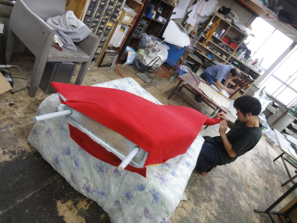 alt="ザハ・ハディド東京オペラシティアートギャラリー"