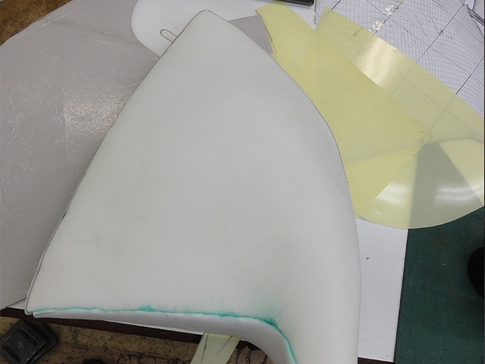 alt="ザハ・ハディド東京オペラシティアートギャラリー"